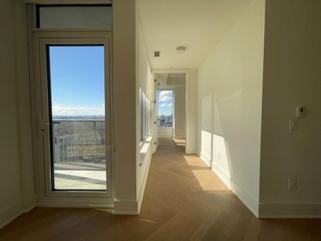 For Lease - 11 Yorkville Avenue Unit# 5302, Toronto, Ontario - Photo 5