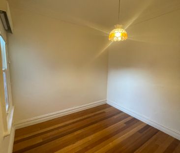 Single Front in Prime Location. - Photo 2