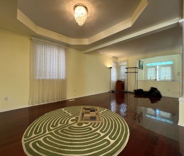 For Lease - 348 Shirley Drive, Richmond Hill, Ontario - Photo 2