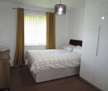 Sydney Barnes Close, Castleton, Rochdale - Photo 5