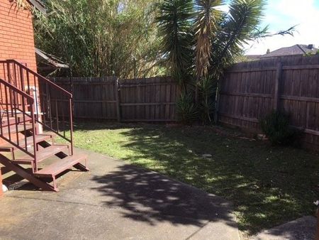 Modern Living in Thomastown - Photo 3