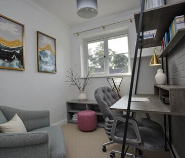 3 bedroom semi-detached house to rent - Photo 3