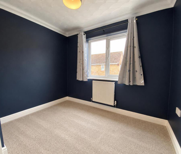 4 bedroom detached house to rent - Photo 2