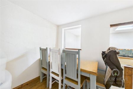 2 bedroom terraced house to rent - Photo 3