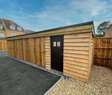 New Oaks House, Church Road, Horley, Surrey, RH6 - Photo 3