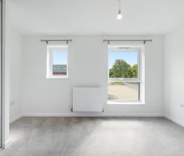 2 bedroom terraced house to rent - Photo 4