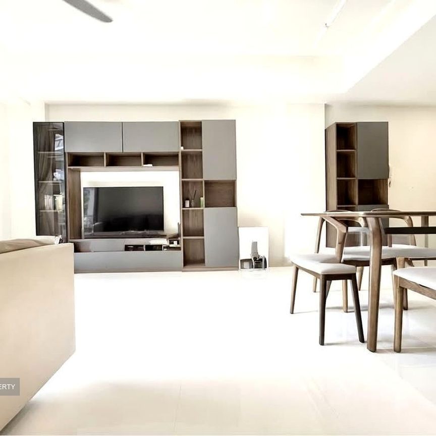 D'Evelyn (D11), Apartment - For Rent - Photo 1