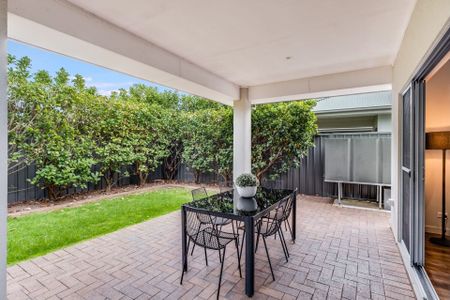 Trendy Townhouse in Lovely Location - Photo 5