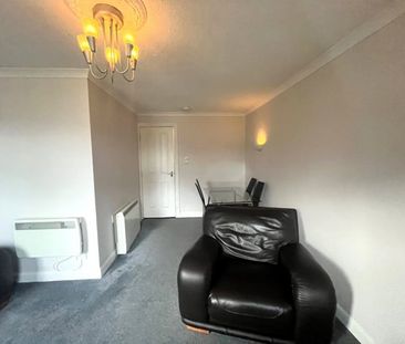 57 Hutcheon Low Place, AB21 9WL, Aberdeen - Photo 1