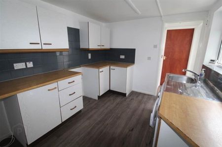 Flat 1, 38 Grays Hill, Bangor, BT20 3BB - Photo 4