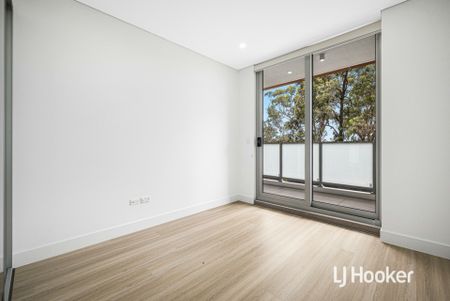BRAND NEW - ONE BEDROOM APARTMENT - Photo 4