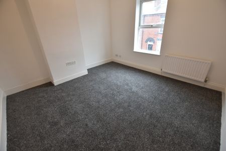 Garden Street Eccles Manchester Greater Manchester - Photo 5