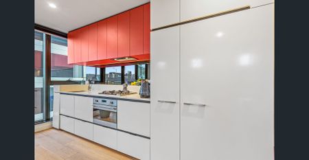 Central Location in the heart of Southbank! - Photo 3