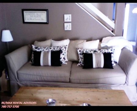 1644 37 Street Northwest - Photo 2