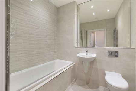 A one bedroom apartment of 535 sq ft, finished to a high specification and set on the ground floor. Available October 2025. - Photo 5