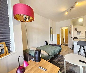 Russell Court, Woburn Place, London, WC1H - Photo 1