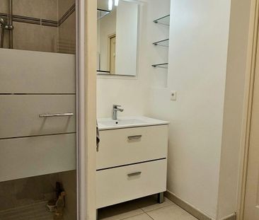 Location Appartement 3 pièces 56m² LE LUC 83340 - Photo 5