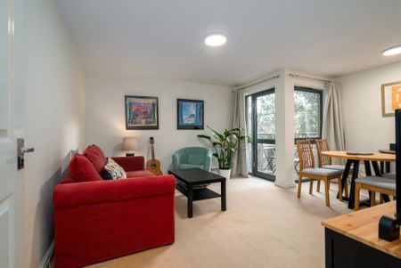 Charlotte Court, Invermead Close, London W6 0WW, UK, London - Photo 3