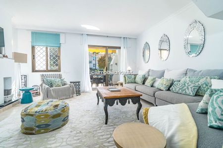 Casa adosada en Marbella, Nueva Andalucia, alquiler - Foto 2