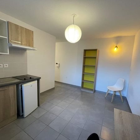 T1 20m²- Location résidence étudiante – ISLE - Photo 3