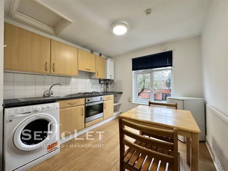 39 Evington Road, Leicester, Leicestershire, LE2 1QG - Photo 5