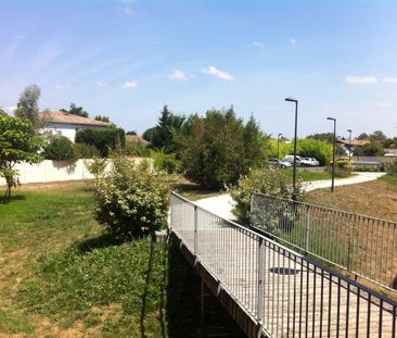 Location Appartement 2 pièces 45m² MERIGNAC 33700 - Photo 1