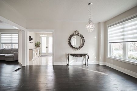 For Lease - 2353 Woodcrest Drive, Oakville, Ontario - Photo 3