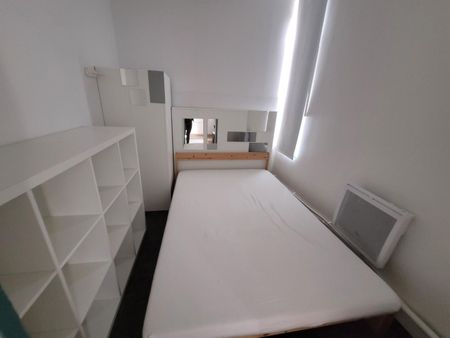 Location Appartement 1 pièce 28m² LILLE 59000 - Photo 4