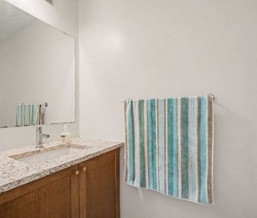 For Lease - 226 Monticello Avenue, Kanata, Ontario - Photo 5