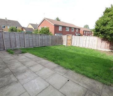 3 bedroom terraced house to rent - Photo 4