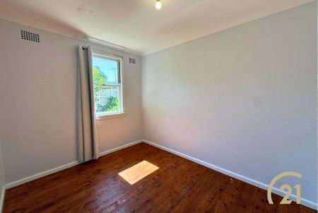 3 Bedroom Home&comma; Located in Penrith&excl; - Photo 4