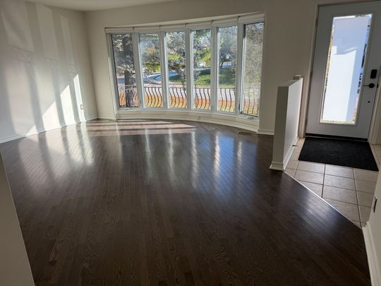 For Lease - 97 Rita Avenue, Meadowlands - Crestview and Area, Ontario - Photo 1