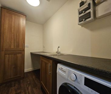 2 bedroom apartment to rent - Photo 6