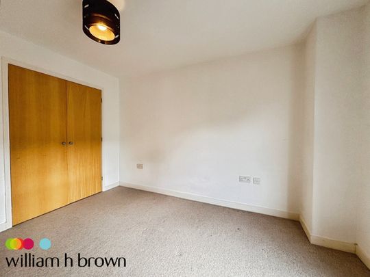 Coytes Gardens, Ipswich - Photo 1