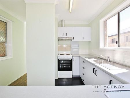 Low-Set Brick Home in a Prime Central Location - Photo 4