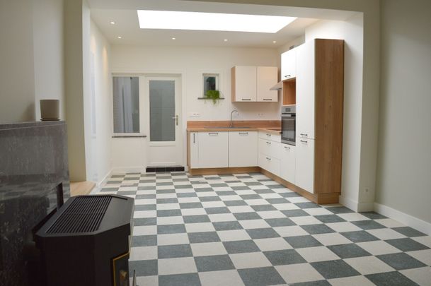 Huis te huur in Kortrijk met 2 slaapkamers - Photo 1