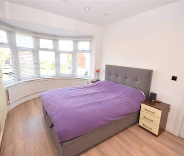 123, Montagu Avenue, Oakwood, Leeds, LS8 2RL - Photo 3