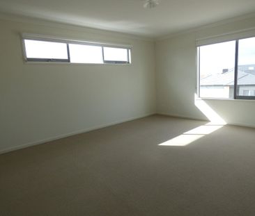 29 Grantham Walk - Photo 4