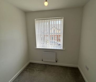 Elderfield Road, Bolton - Photo 3