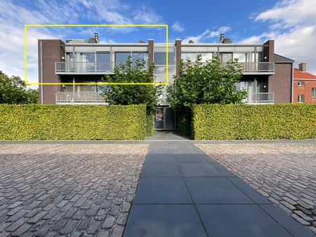 Mooi duplex-appartement met 3 slaapkamers en 2 badkamers nabij centrum Melsele - Foto 4