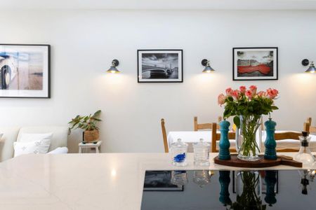 5 bedroom terraced house to rent - Photo 4