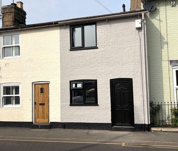 2 bedroom terraced house to rent - Photo 4