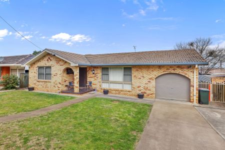 Beautiful 3 bedroom home in Oxley Vale - Photo 3