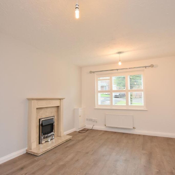 3 bedroom semi-detached house to rent - Photo 1