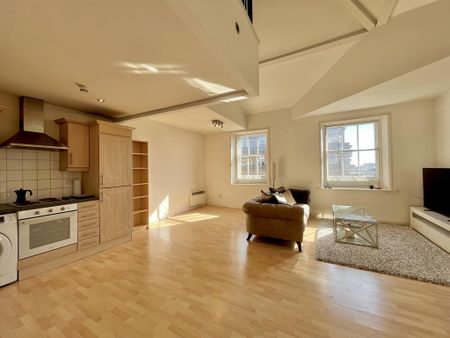 2 bedroom penthouse to rent - Photo 5