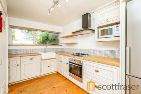 3 bedroom terraced house to rent - Photo 5