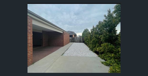 Family Living in Berwick Waters - Photo 1