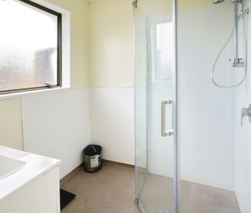 Cozy 2 bedroom unit in Papanui - Photo 4