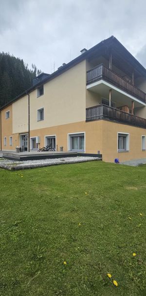 LUNGAU LIVING! Lebenswerte, geförderte 2-Zimmerwohnung mit Balkon und Carportplatz in Thomatal! Mit hoher Wohnbeihilfe - Foto 1