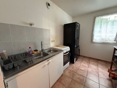 Location Appartement 3 pièces 67m² - Photo 4